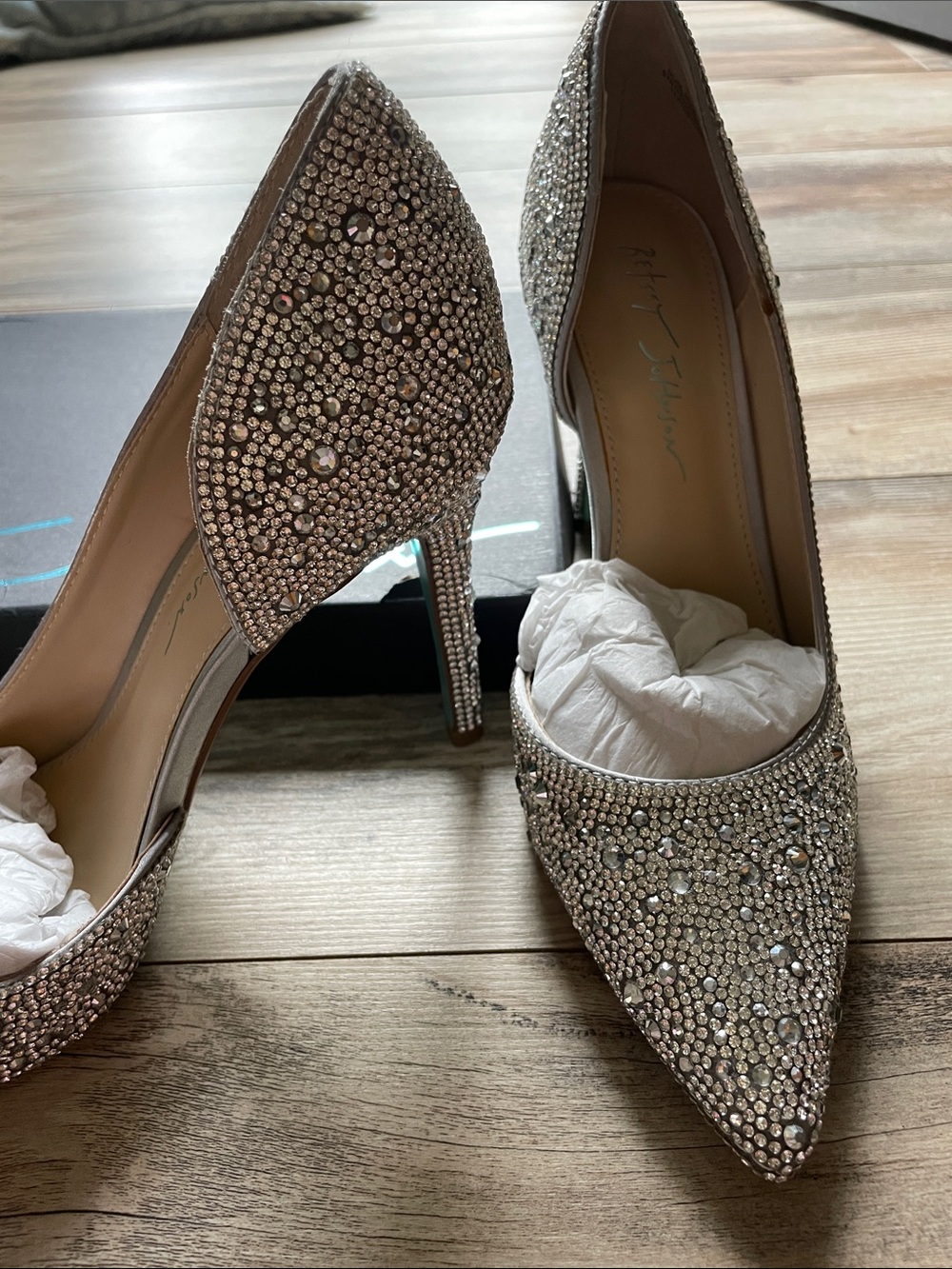 Betsey Johnson Silver Crystal Pointed Toe Pumps - Picture 1 of 6